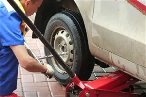 南郊区附近拖车24小时服务热线电话